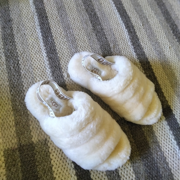 Ugg Fluff Yeah Slides Size 5 in Cream Slipper Lounge Streetwear - Picture 3 of 11
